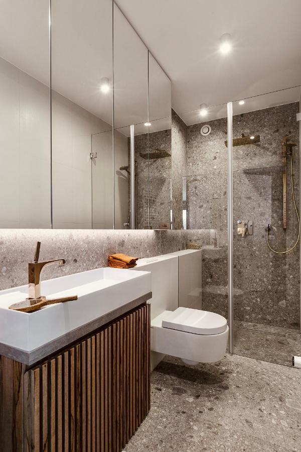 Luxury One-Bedroom Apartment Panorama View